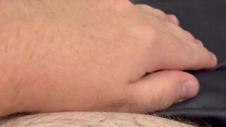 Jerking off and cuming on myself - porn video